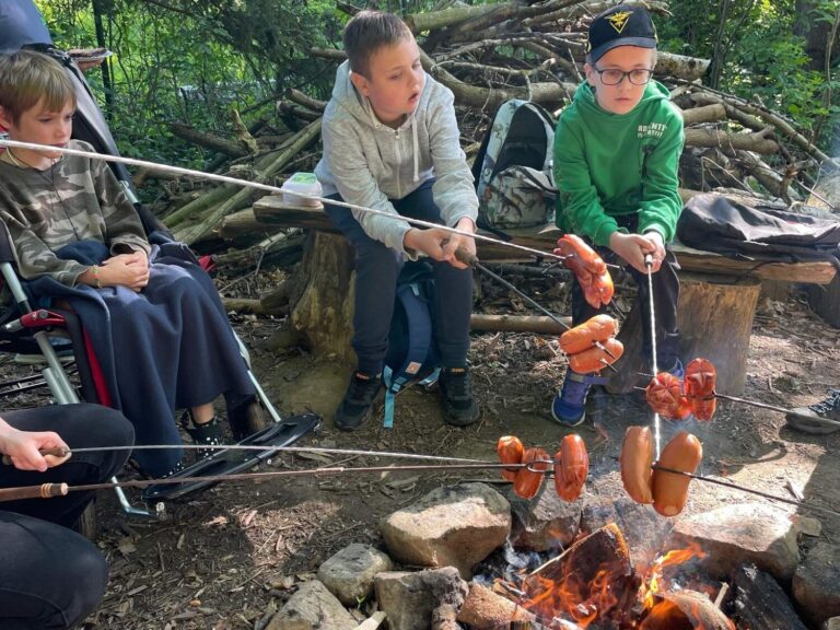 Na skautské klubovně