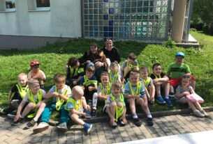 Jak to chodí ve škole – hravé dopoledne s pejskem a kočičkou