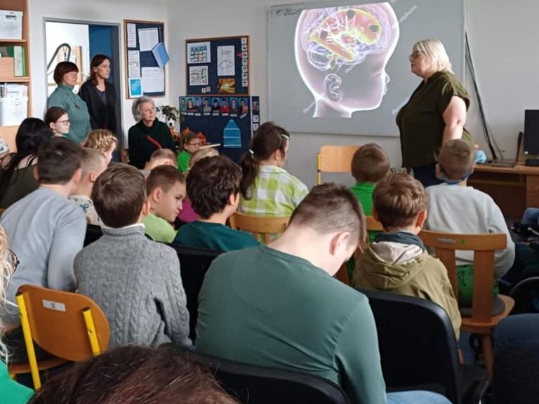 Poznáváme svět DMO