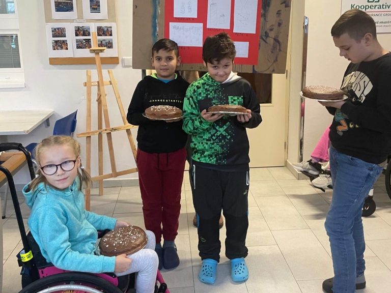 Vítězné návrhy na školní PF