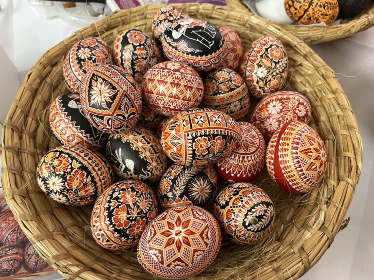 VELIKONOCE – DRUHÁCI